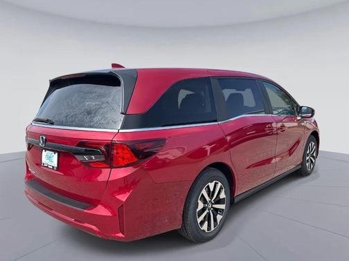 Radiant Red Metallic II 2026 Honda Odyssey EX-L
