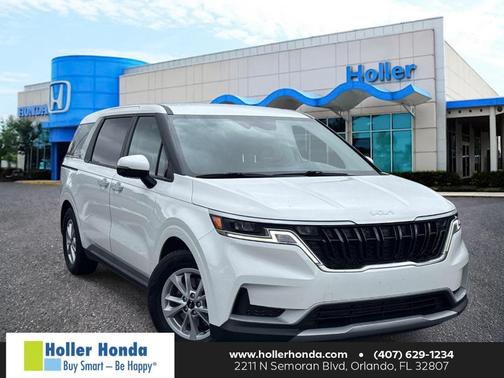 Snow White Pearl 2024 Kia Carnival LX