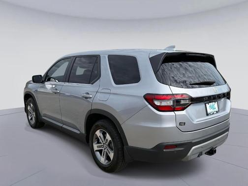 2023 Honda Pilot EX-L 8-Passenger