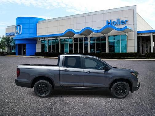 2025 Honda Ridgeline TrailSport+