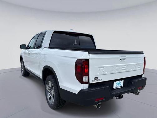 Platinum White Pearl 2026 Honda Ridgeline RTL