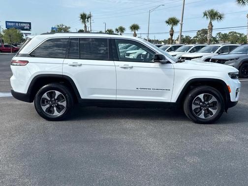 2023 Jeep Grand Cherokee 4xe Base
