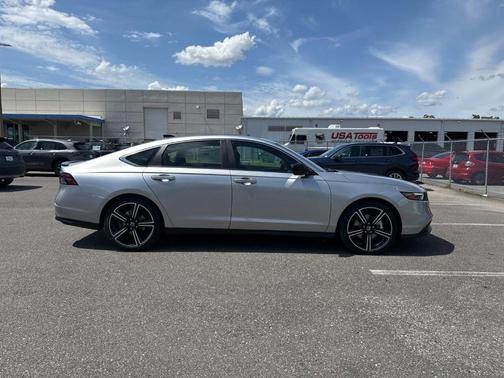 2025 Honda Accord Hybrid Sport