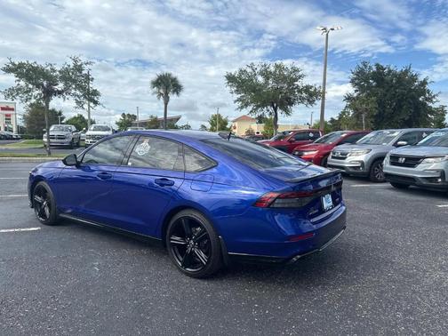2023 Honda Accord Hybrid Sport-L