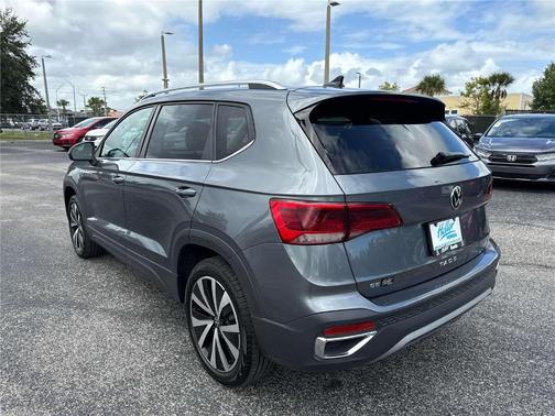 2024 Volkswagen Taos 1.5T SE