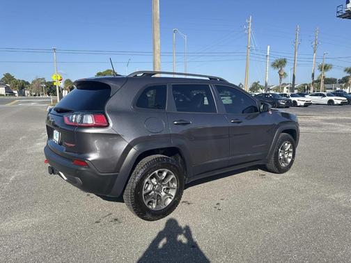 2021 Jeep Cherokee Trailhawk