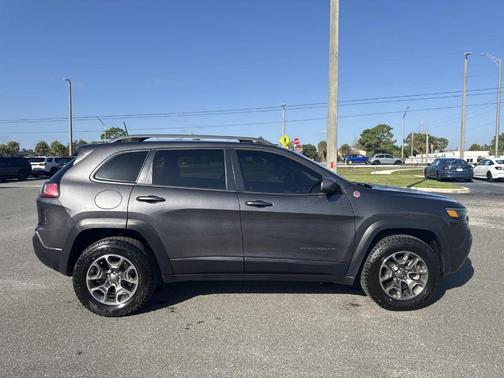 2021 Jeep Cherokee Trailhawk