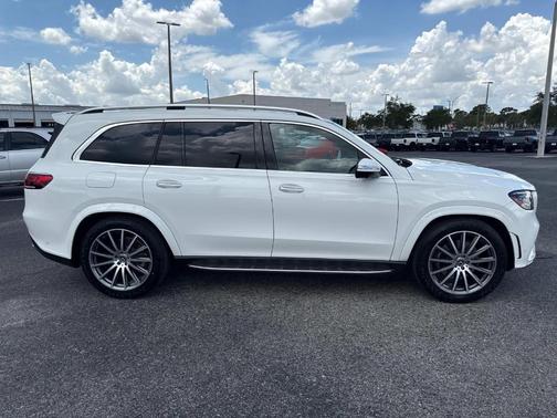 2023 Mercedes-Benz GLS 450 4MATIC