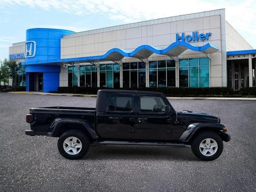 2023 Jeep Gladiator Sport