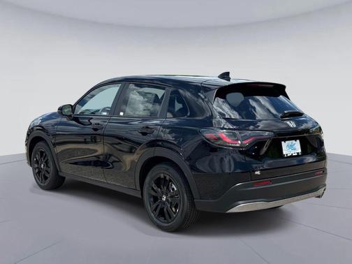 Crystal Black Pearl 2026 Honda HR-V Sport