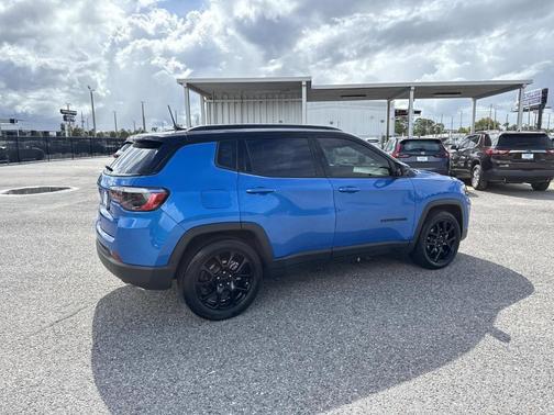 2022 Jeep Compass Altitude