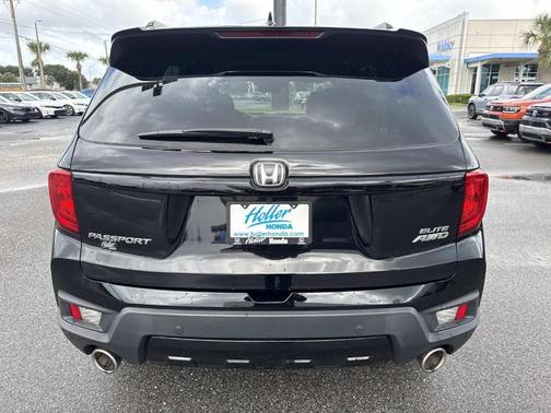 2023 Honda Passport Elite