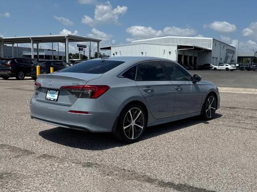 2022 Honda Civic Touring