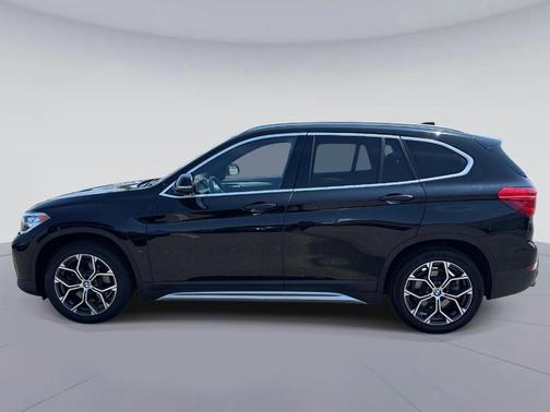 2022 BMW X1 sDrive28i