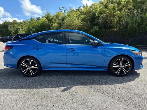 2022 Nissan Sentra SR