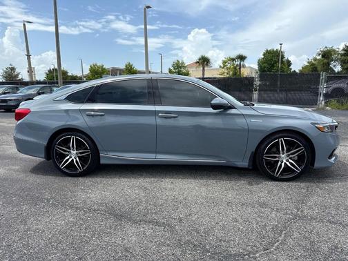 2022 Honda Accord Hybrid Touring