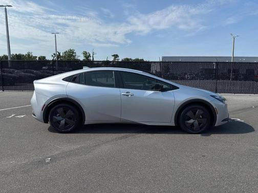 2024 Toyota Prius