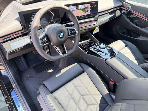 Black Sapphire Metallic 2027 BMW 540 i xDrive