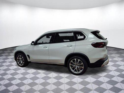 2026 BMW X5 PHEV xDrive50e