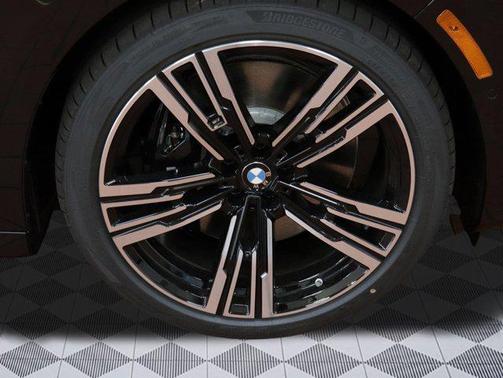 2024 BMW 740 i xDrive