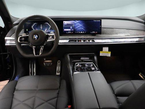 2024 BMW 740 i xDrive
