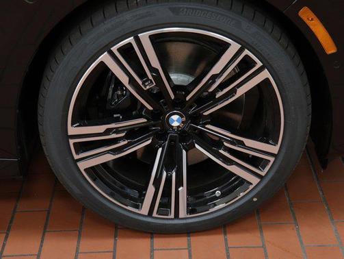 2024 BMW 740 i xDrive