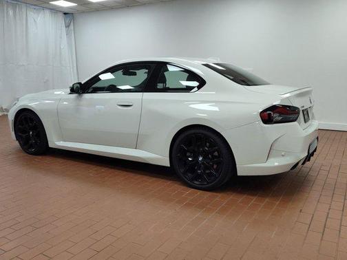 2025 BMW 230 i xDrive