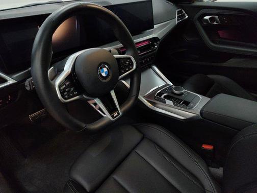 2025 BMW 230 i xDrive