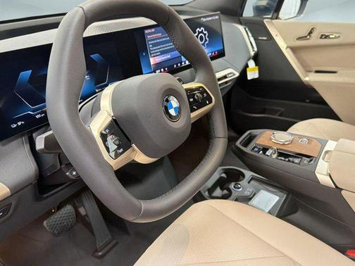 2026 BMW iX xDrive45
