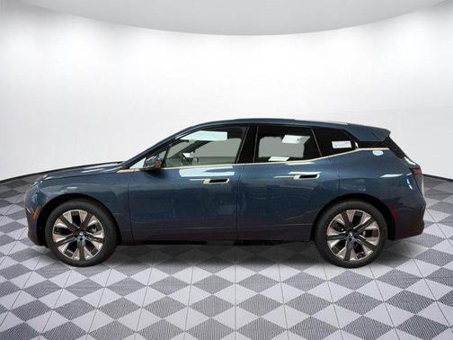 2026 BMW iX xDrive45