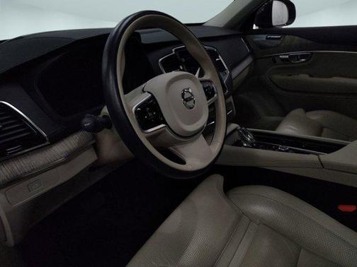 2023 Volvo XC90 B6 Ultimate 7-Seater