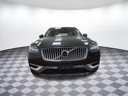 2023 Volvo XC90 B6 Ultimate 7-Seater