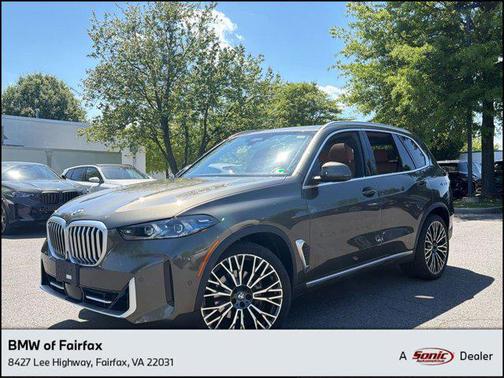 Manhattan Green Metallic 2024 BMW X5 xDrive40i