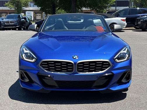 Portimao Blue Metallic 2026 BMW Z4 M40i