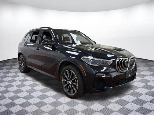Carbon Black Metallic 2020 BMW X5 xDrive40i