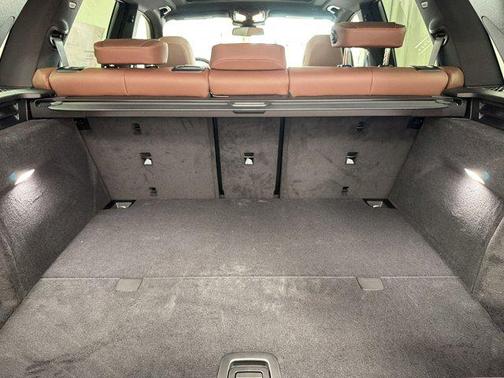 Manhattan Green Metallic 2026 BMW X5 PHEV xDrive50e