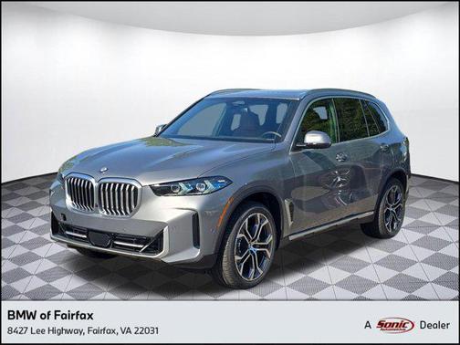 Skyscraper Grey Metallic 2026 BMW X5 xDrive40i