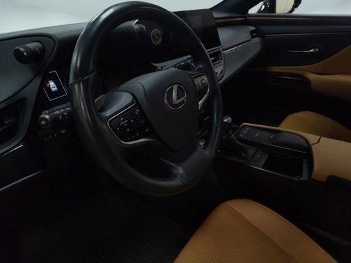 2022 Lexus ES 350 Base