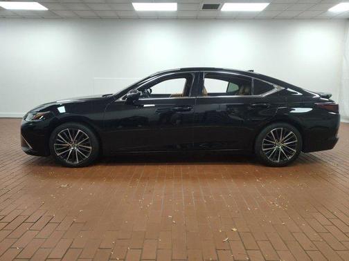 2022 Lexus ES 350 Base