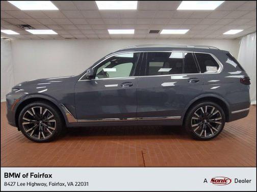 2025 BMW X7 xDrive40i