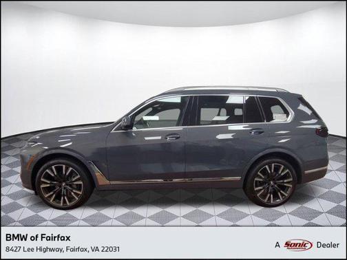 2025 BMW X7 xDrive40i
