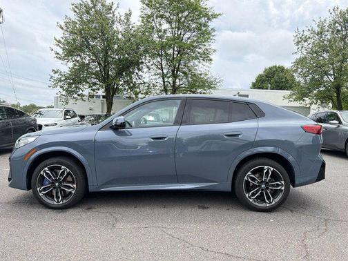 Gray 2025 BMW X2 xDrive28i