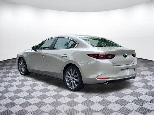 2022 Mazda Mazda3 FWD w/Preferred Package