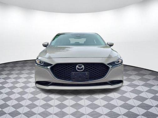 2022 Mazda Mazda3 FWD w/Preferred Package