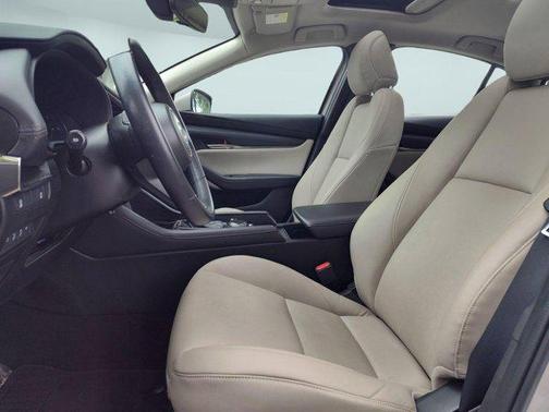 2022 Mazda Mazda3 FWD w/Preferred Package