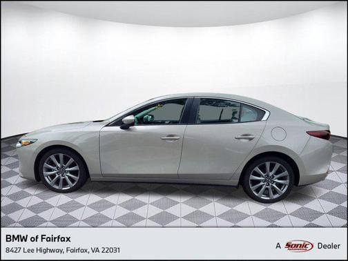 2022 Mazda Mazda3 FWD w/Preferred Package