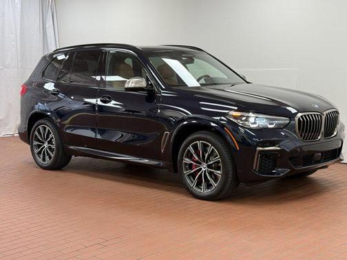 2022 BMW X5 M50i