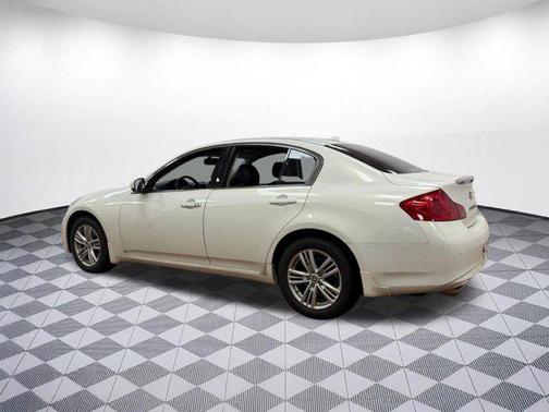 2013 INFINITI G37x Base