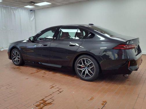 2025 BMW i5 xDrive40