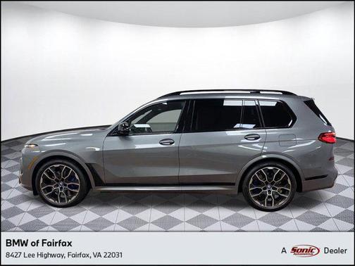 2025 BMW X7 M60i